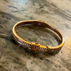 Premier Designs belt buckle rose gold bracelet